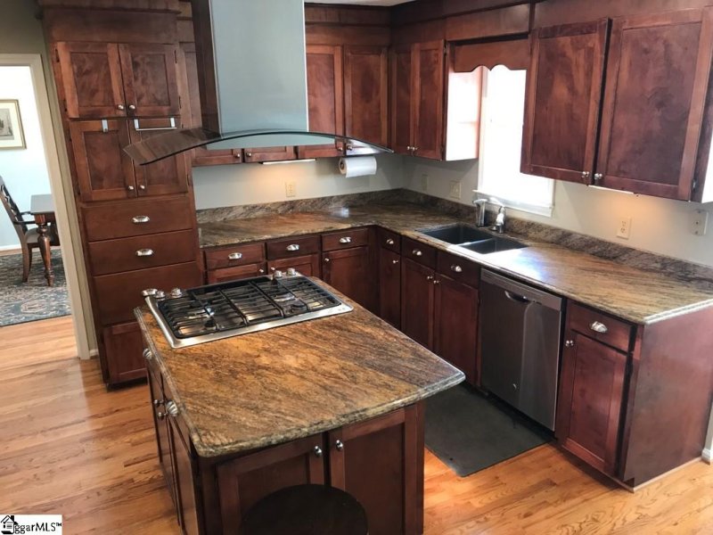 Property image 2 at 304 Spring Forest Road, Greenville, SC 29615