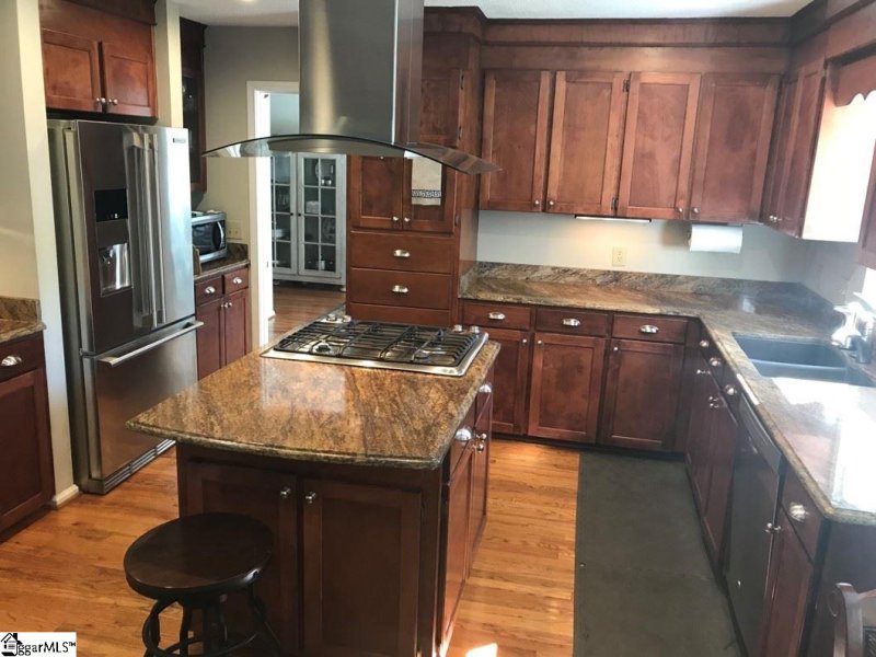 Property image 4 at 304 Spring Forest Road, Greenville, SC 29615