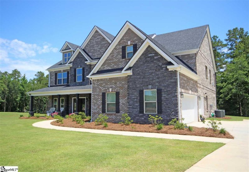 Property image 2 at 209 Coleridge Lane, Greer, SC 29651