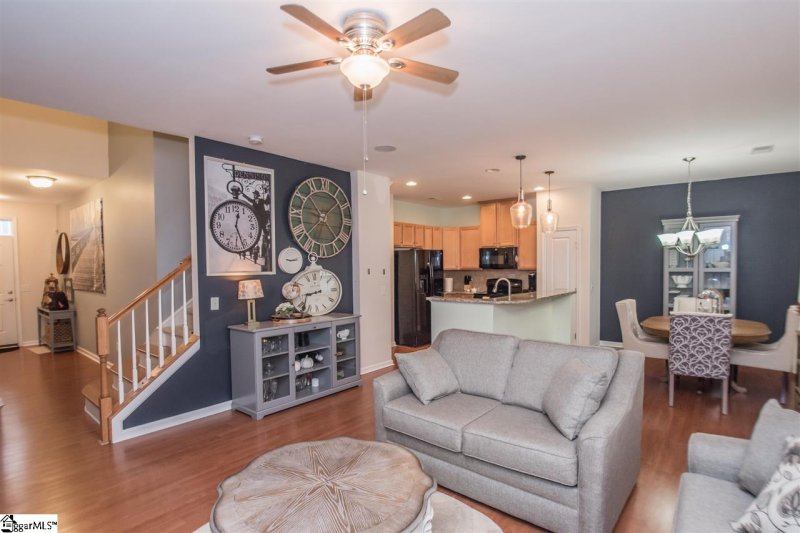 Property image 5 at 325 Bellerive Drive, Duncan, SC 29334