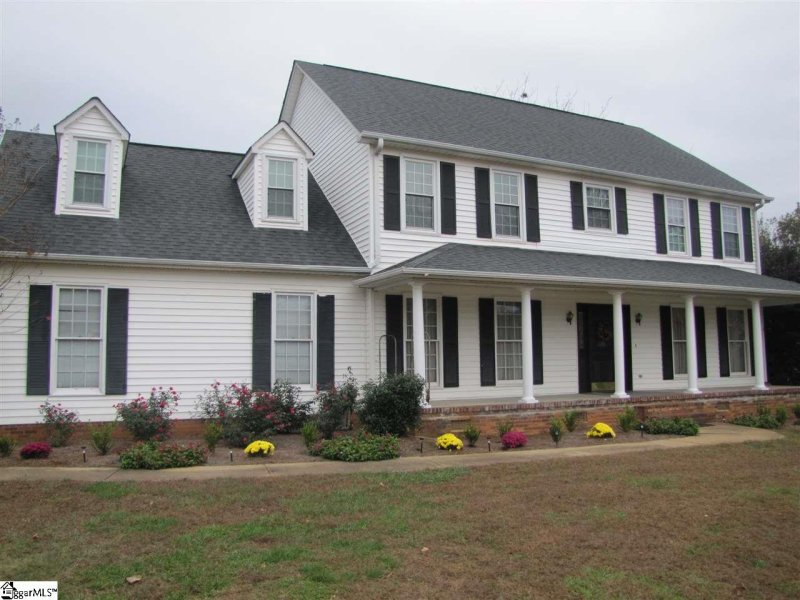 Property image 2 at 504 Glen Laurel Drive, Easley, SC 29642