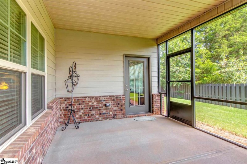Property image 5 at 828 Asheton Commons Lane, Simpsonville, SC 29681