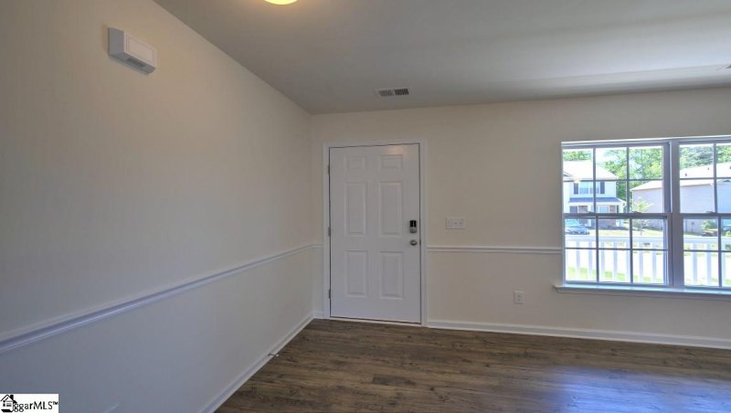 Property image 3 at 210 Willow Grove Way, Piedmont, SC 29673