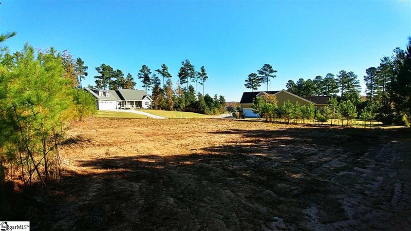 Property image 3 at 128 Club Cart Road, Travelers Rest, SC 29690
