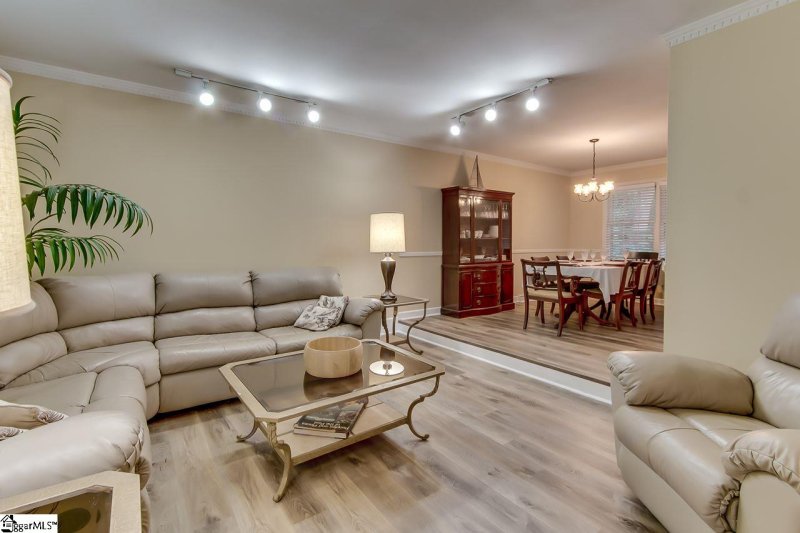 Property image 5 at 106 Holly Road, Taylors, SC 29687