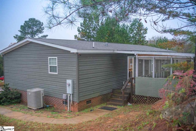 Property image 3 at 114 Breanna Court, Easley, SC 29640