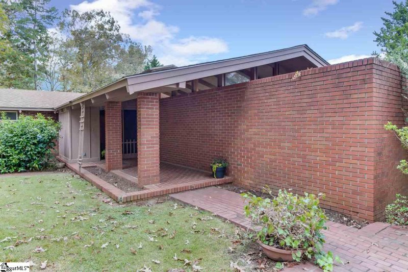 Property image 2 at 111 Terramont Drive, Greenville, SC 29615