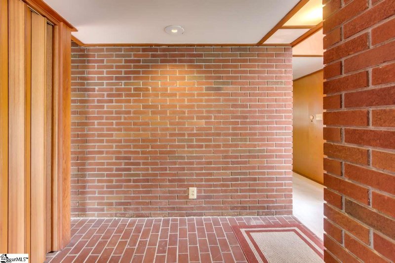 Property image 4 at 111 Terramont Drive, Greenville, SC 29615