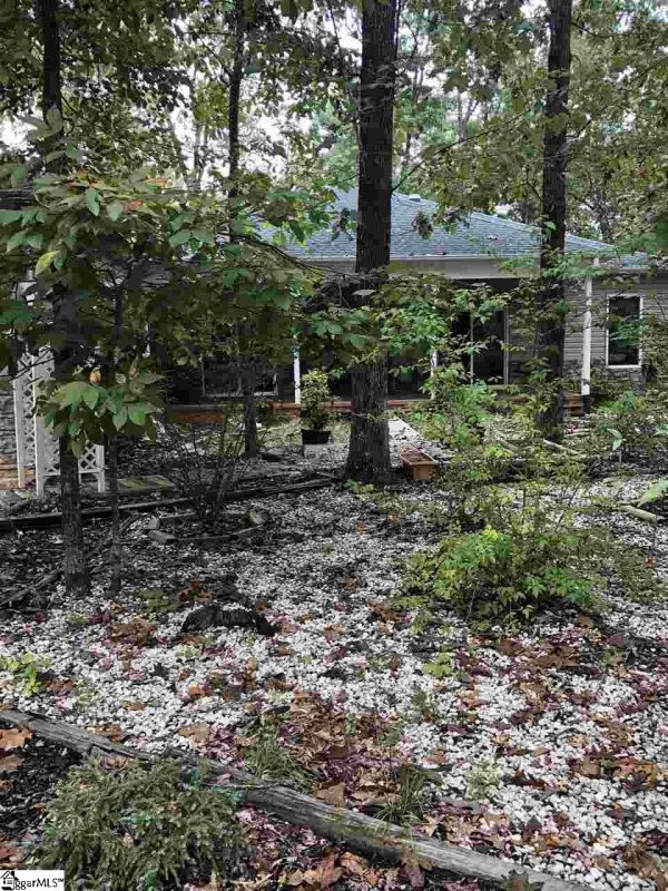 82 Grandwood Boulevard