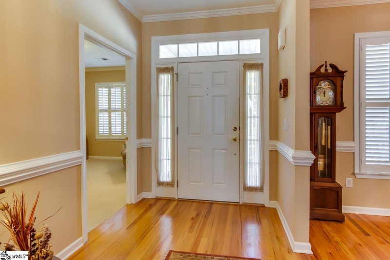 Property image 3 at 102 Netherland Lane, Simpsonville, SC 29681