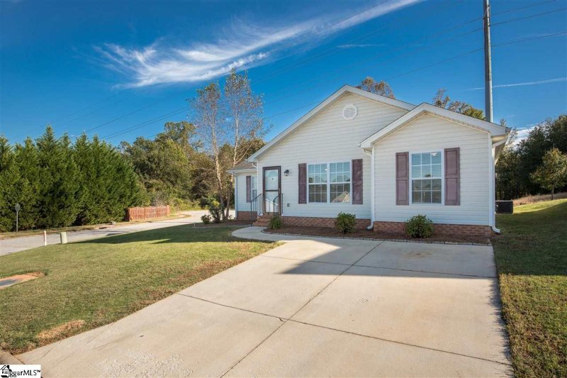 401 Juniper Leaf Way