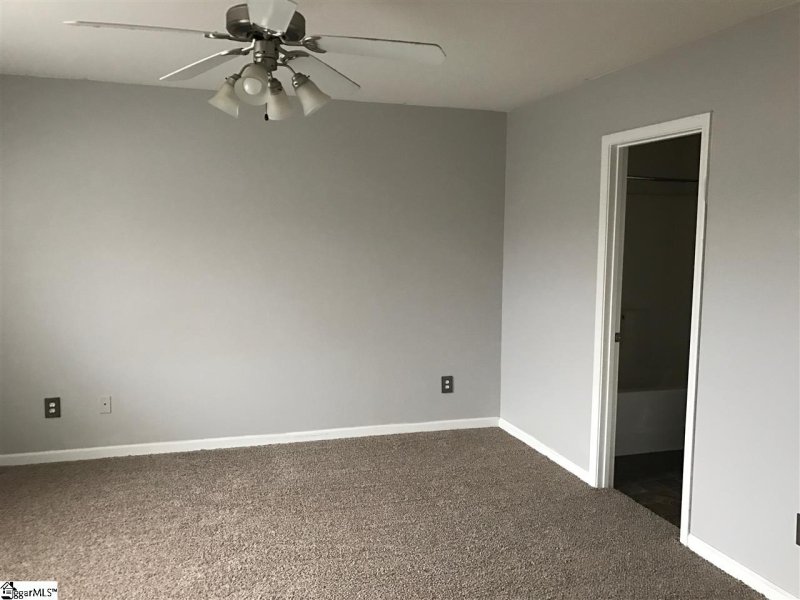 Property image 5 at 401 Juniper Leaf Way, Greer, SC 29651