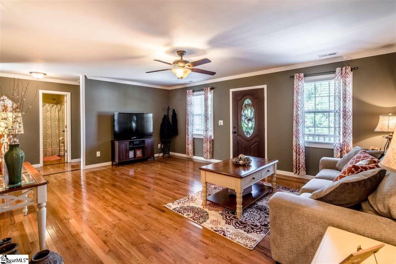 Property image 3 at 209 Ashton Drive, Liberty, SC 29657