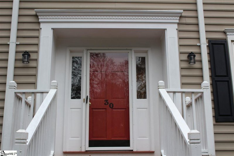 Property image 3 at 30 Bernwood Drive, Taylors, SC 29687