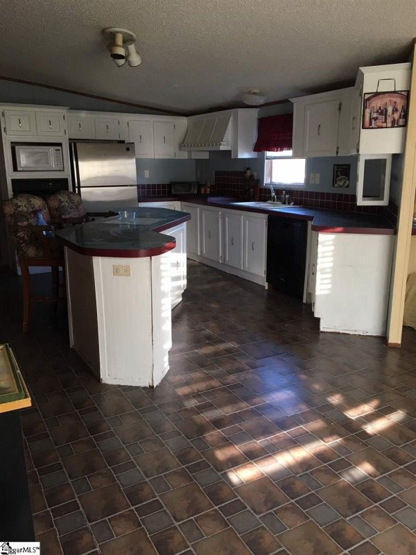 Property image 3 at 310 Walnut Crest Court, Fountain Inn, SC 29644