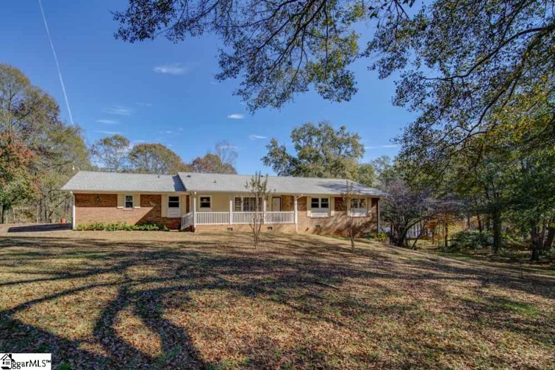 113 Timberlake Circle