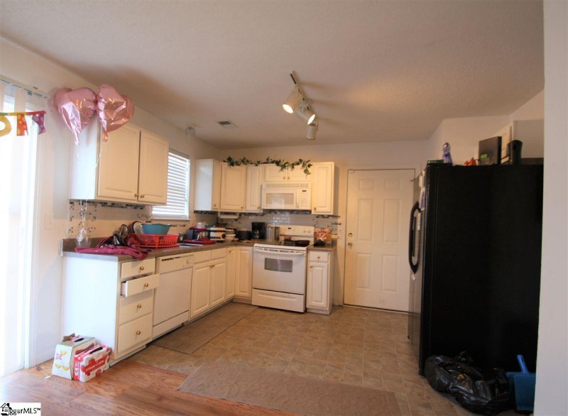 Property image 5 at 208 Luke Court, Inman, SC 29349