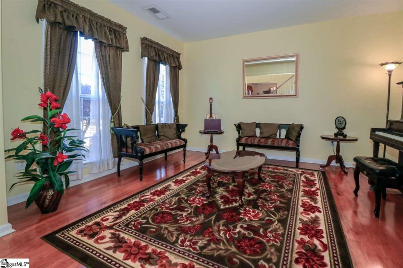 Property image 4 at 16 Collier Lane, Greer, SC 29650