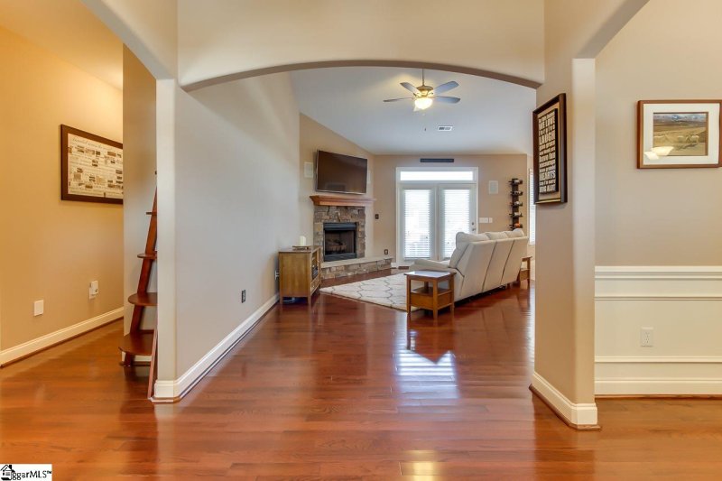 Property image 4 at 112 Jericho Creek Court, Easley, SC 29640