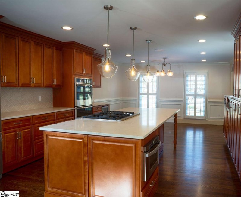 Property image 4 at 3 Starling Court, Greenville, SC 29607