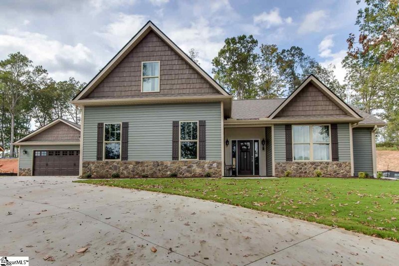 Property image 3 at 110 Jones Kelley Road, Travelers Rest, SC 29690