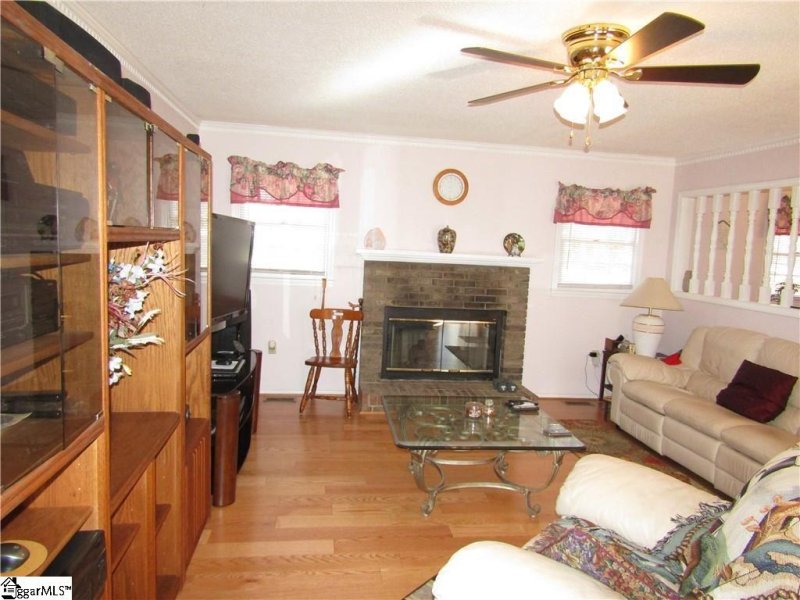 Property image 5 at 302 Sussex Way, Anderson, SC 29625