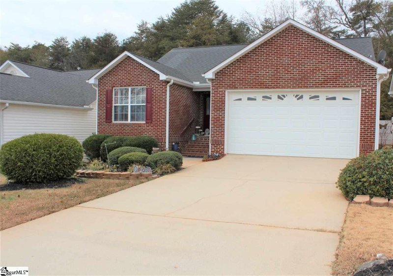 Property image 2 at 127 Cosmos Lane, Greer, SC 29651