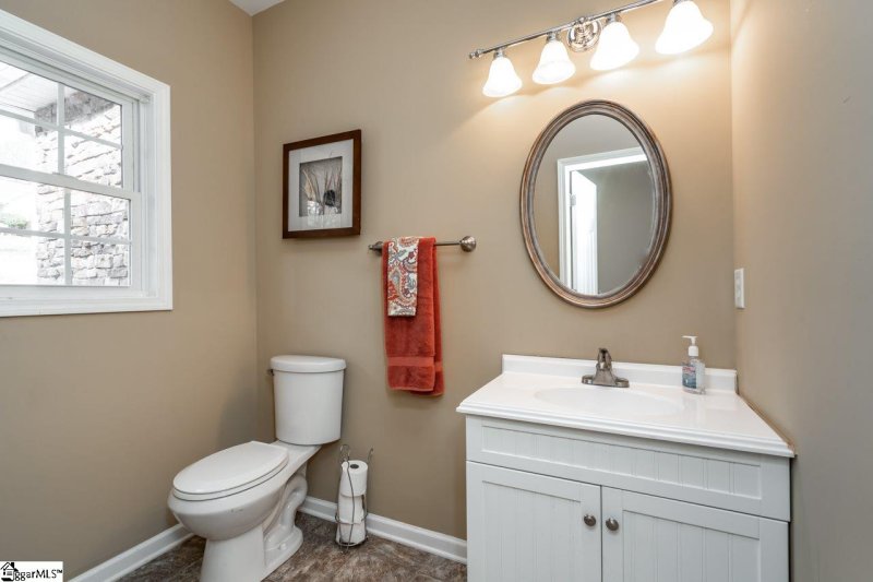 Property image 3 at 117 Mill Pond Road, Powdersville, SC 29642
