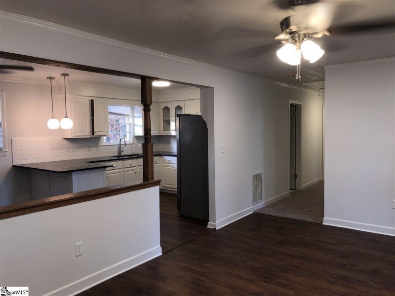 Property image 3 at 148 Woodridge Circle, Greenville, SC 29607