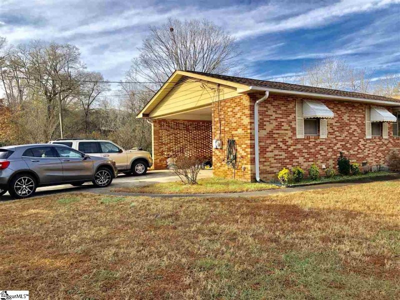 Property image 3 at 22 Riverview Circle, Greenville, SC 29611