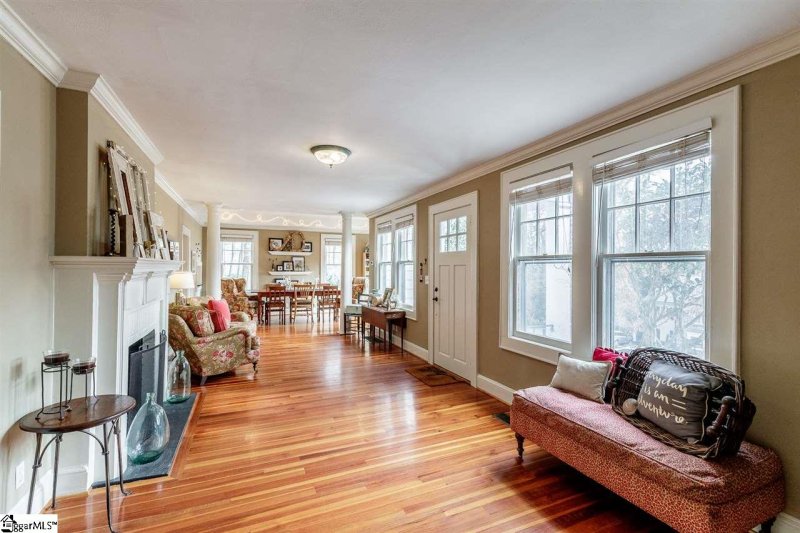 Property image 3 at 71 Rock Creek Drive, Greenville, SC 29605