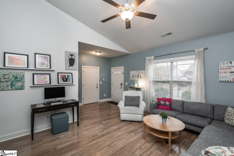 Property image 4 at 11 Kavanagh Court, Greenville, SC 29611