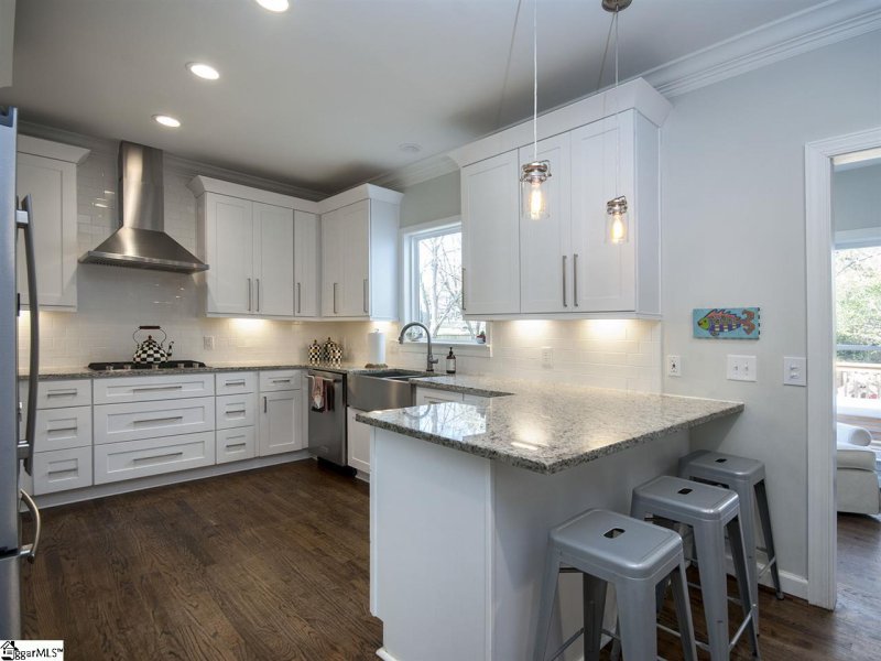 Property image 2 at 205 Draymoor Lane, Simpsonville, SC 29681