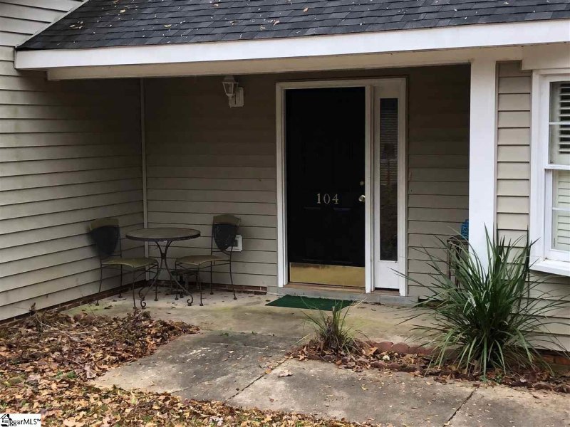 Property image 3 at 104 Boxelder Lane, Simpsonville, SC 29681