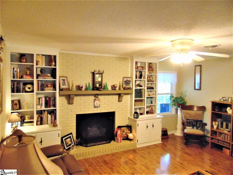 Property image 2 at 604 Smith Grove Road, Easley, SC 29640