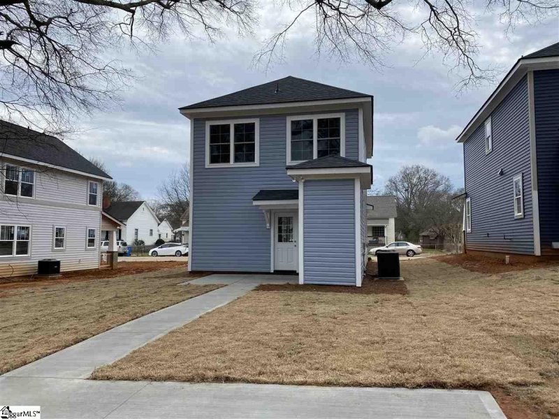 Property image 3 at 28 Arrington Avenue, Greenville, SC 29617