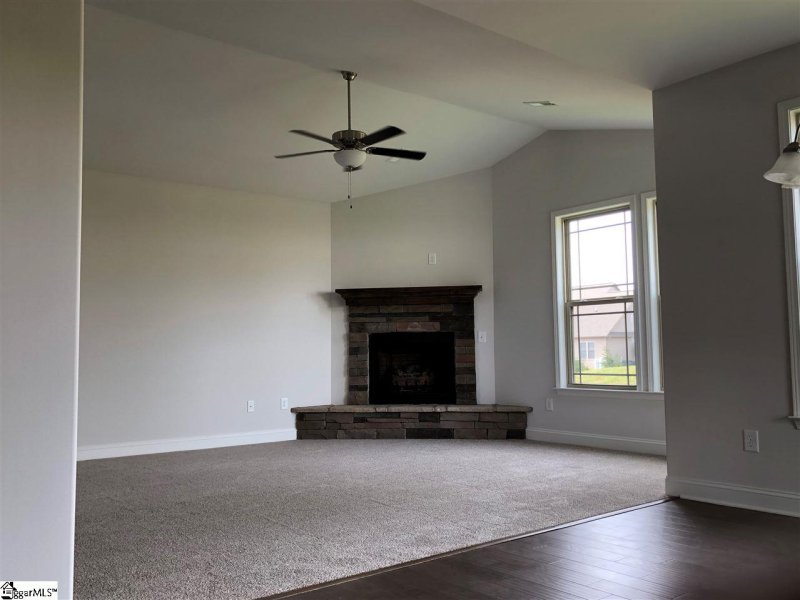 Property image 4 at 1560 Ballenger Road, Wellford, SC 29385