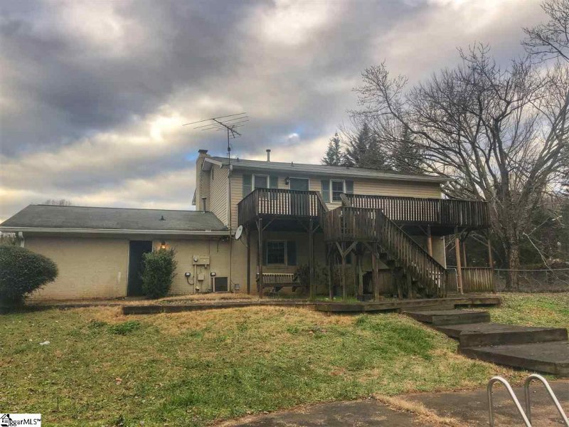 Property image 2 at 332 Golden Grove Circle, Piedmont, SC 29673