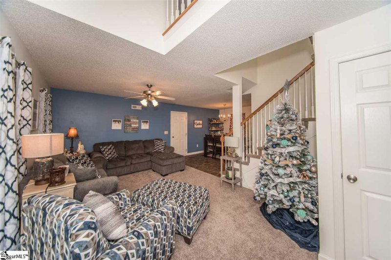 Property image 3 at 105 Glazed Oak Drive, Easley, SC 29642