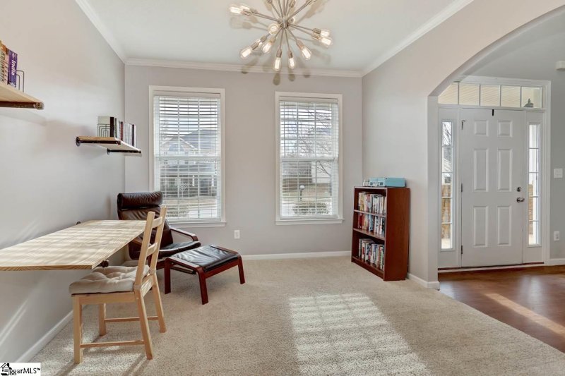 Property image 5 at 16 Whitethorn Lane, Greenville, SC 29607