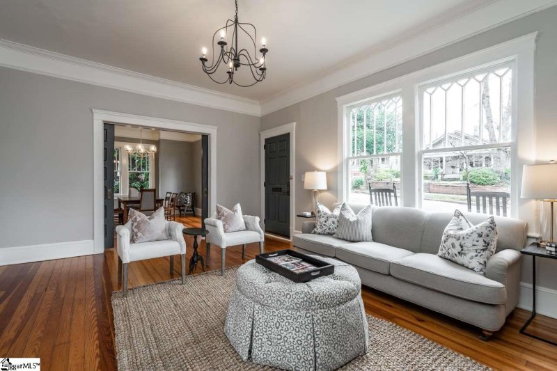 Property image 3 at 9 Vannoy Street, Greenville, SC 29601