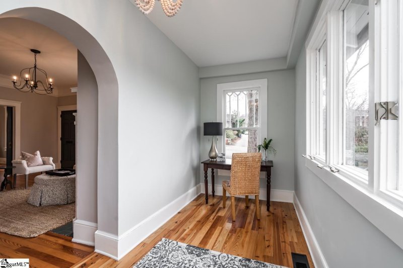 Property image 4 at 9 Vannoy Street, Greenville, SC 29601