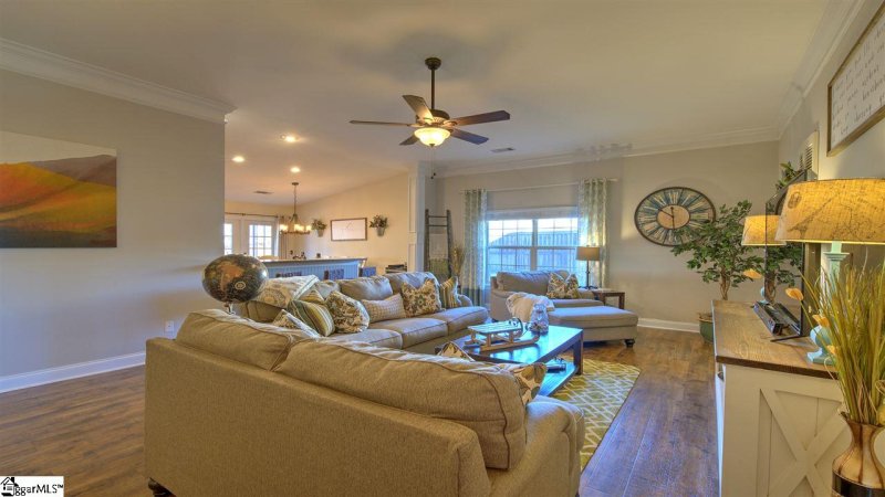 Property image 4 at 200 Penrith Court, Simpsonville, SC 29681