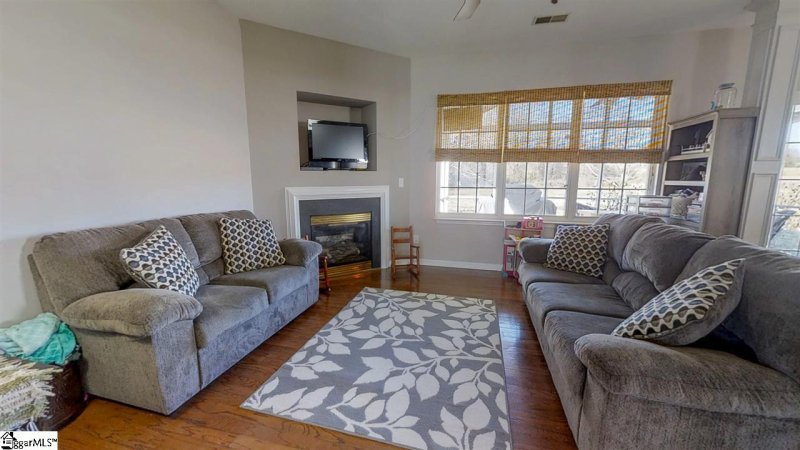 Property image 3 at 728 Golden Tanager Court, Greer, SC 29651