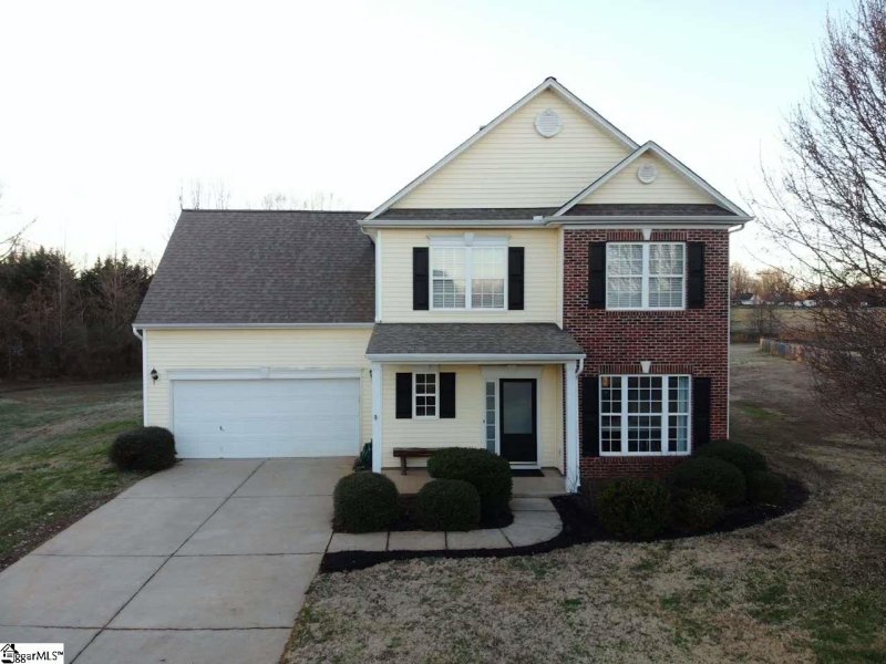 Property image 5 at 728 Golden Tanager Court, Greer, SC 29651