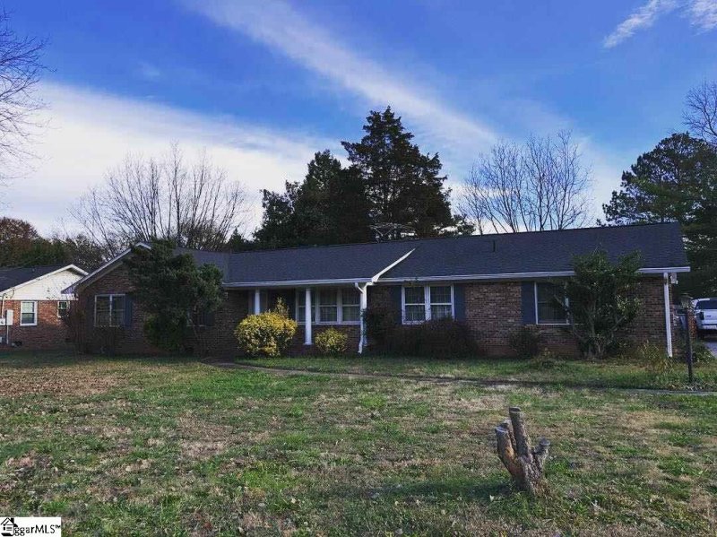 11 Howell Circle