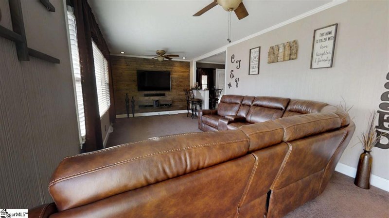 Property image 4 at 3011 Cambridge Road, Anderson, SC 29625