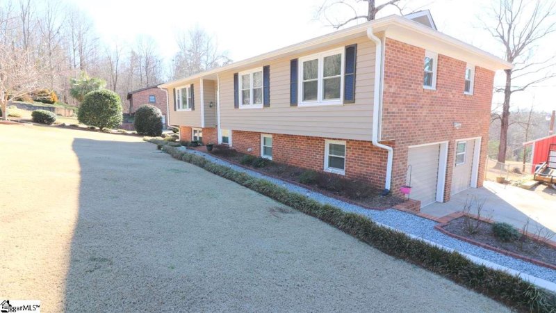 Property image 2 at 200 Keene Drive, Travelers Rest, SC 29690