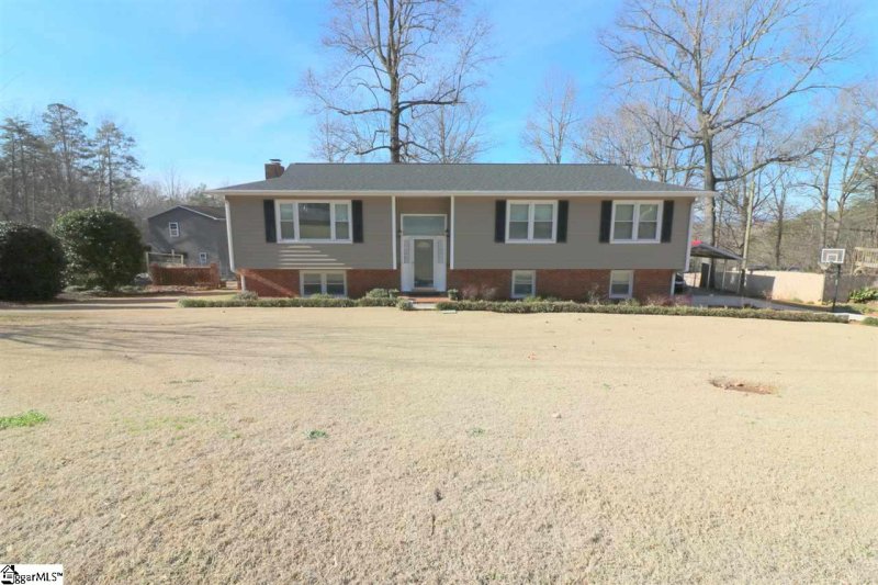 Property image 3 at 200 Keene Drive, Travelers Rest, SC 29690