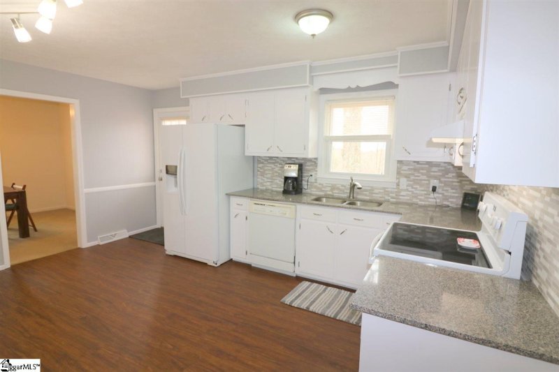 Property image 4 at 200 Keene Drive, Travelers Rest, SC 29690